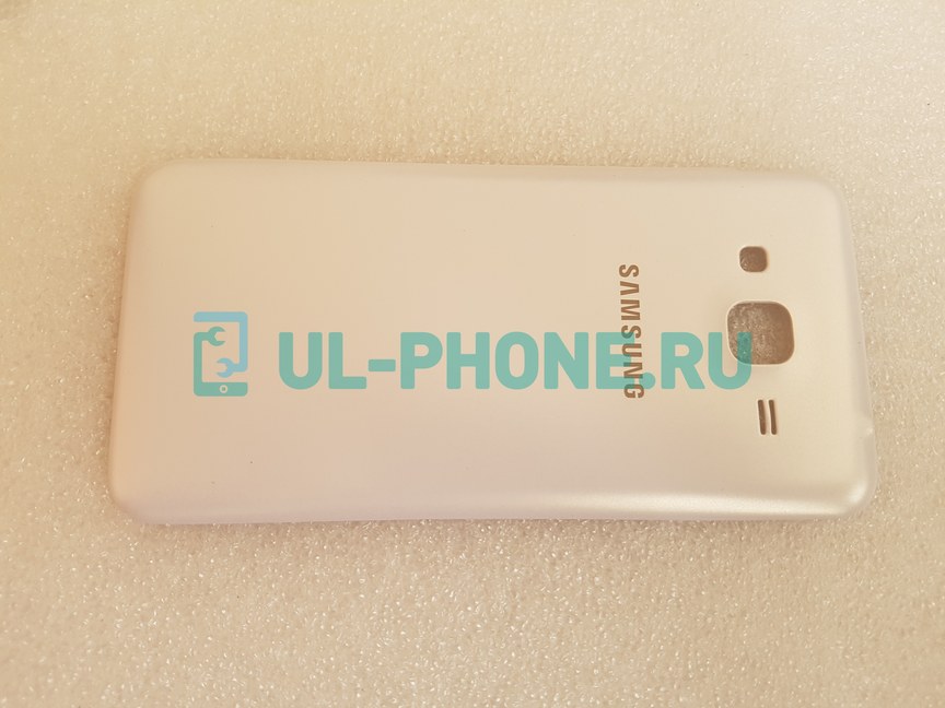 Задняя крышка для Samsung Galaxy J3 (2016) SM-J320F (белая)
