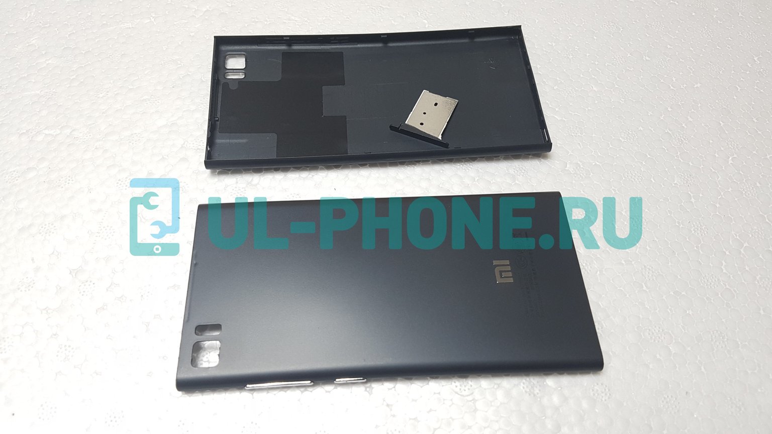 Задняя крышка для XIAOMI Mi3 (черная)