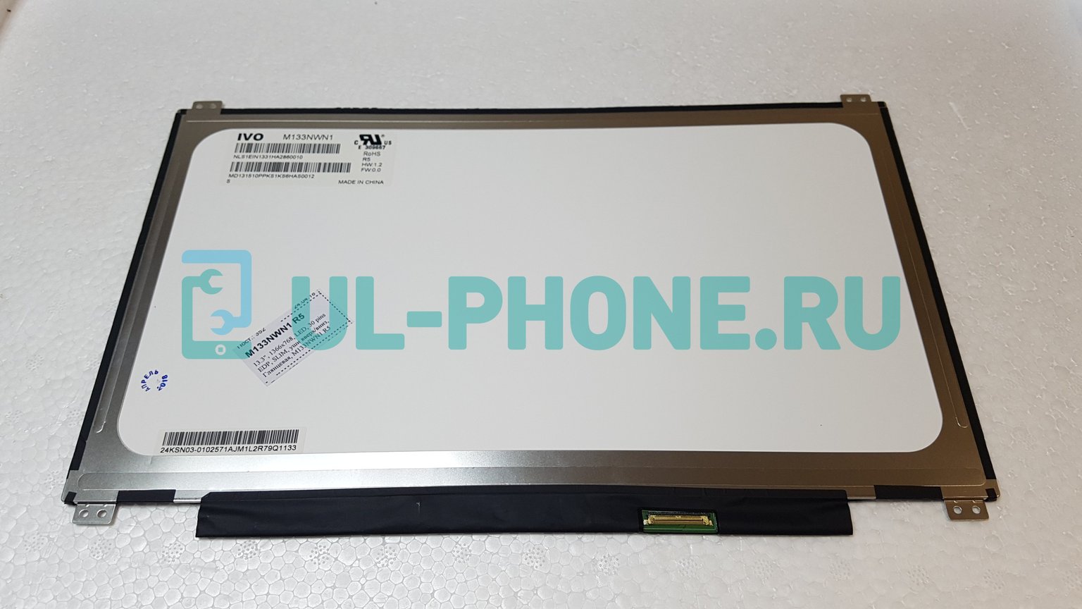 Матрица 13.3" M133NWN1 R5 (1366x768, Светодиодная (LED), 30 pins EDP, SLIM, уши вверх/вниз, Глянцевая, IVO)