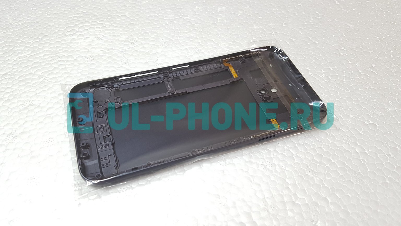 Задняя крышка для Samsung J330 / J3 (2017) черная