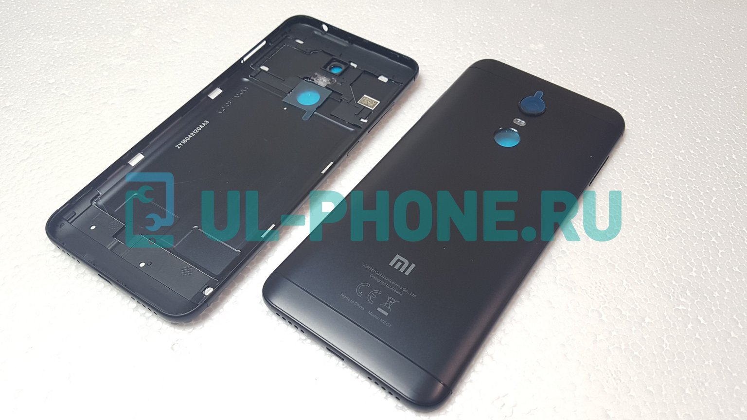 Задняя крышка для Xiaomi Redmi 5 Plus (черная) / Запчасти для телефонов /  Xiaomi / Крышки, корпуса / ul-phone.ru