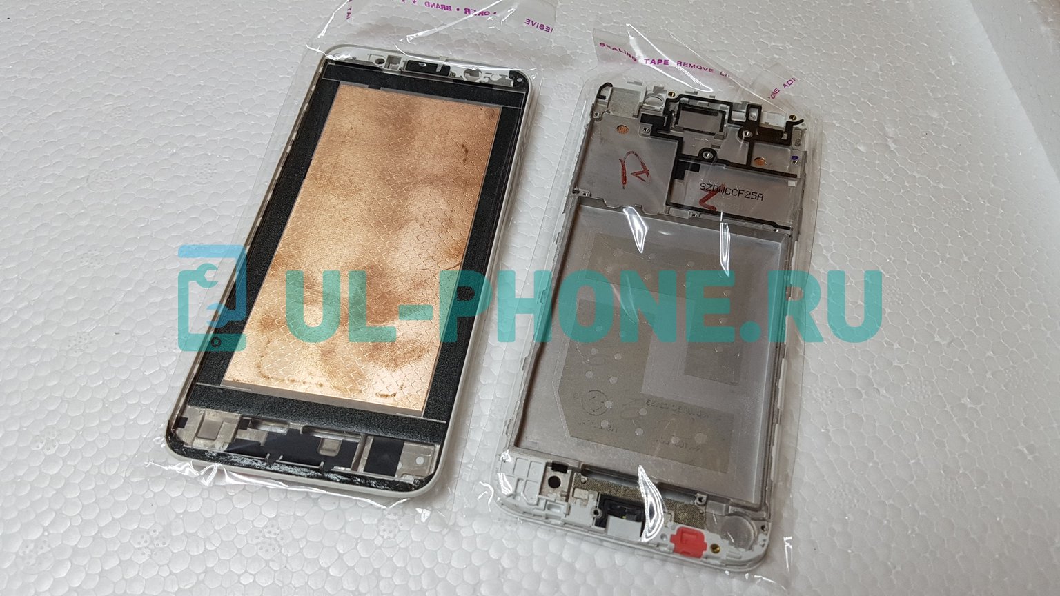Рамка дисплея для Huawei Y5 2018 /  Honor 7a DUA-L22 (белая)