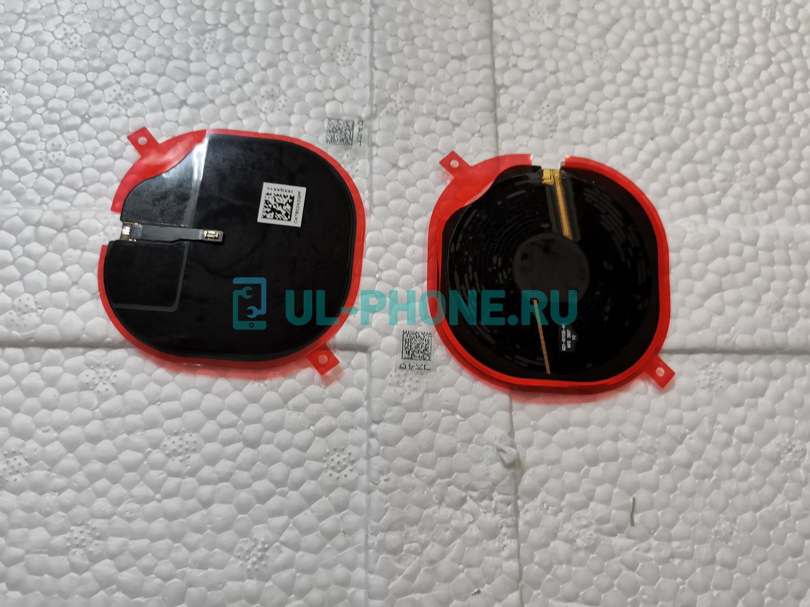 Шлейф для iPhone 8 + антенна беспроводой зарядки