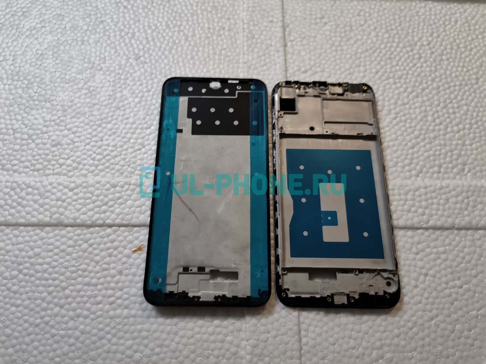 Рамка дисплея для Huawei Y7 2019 (черная)