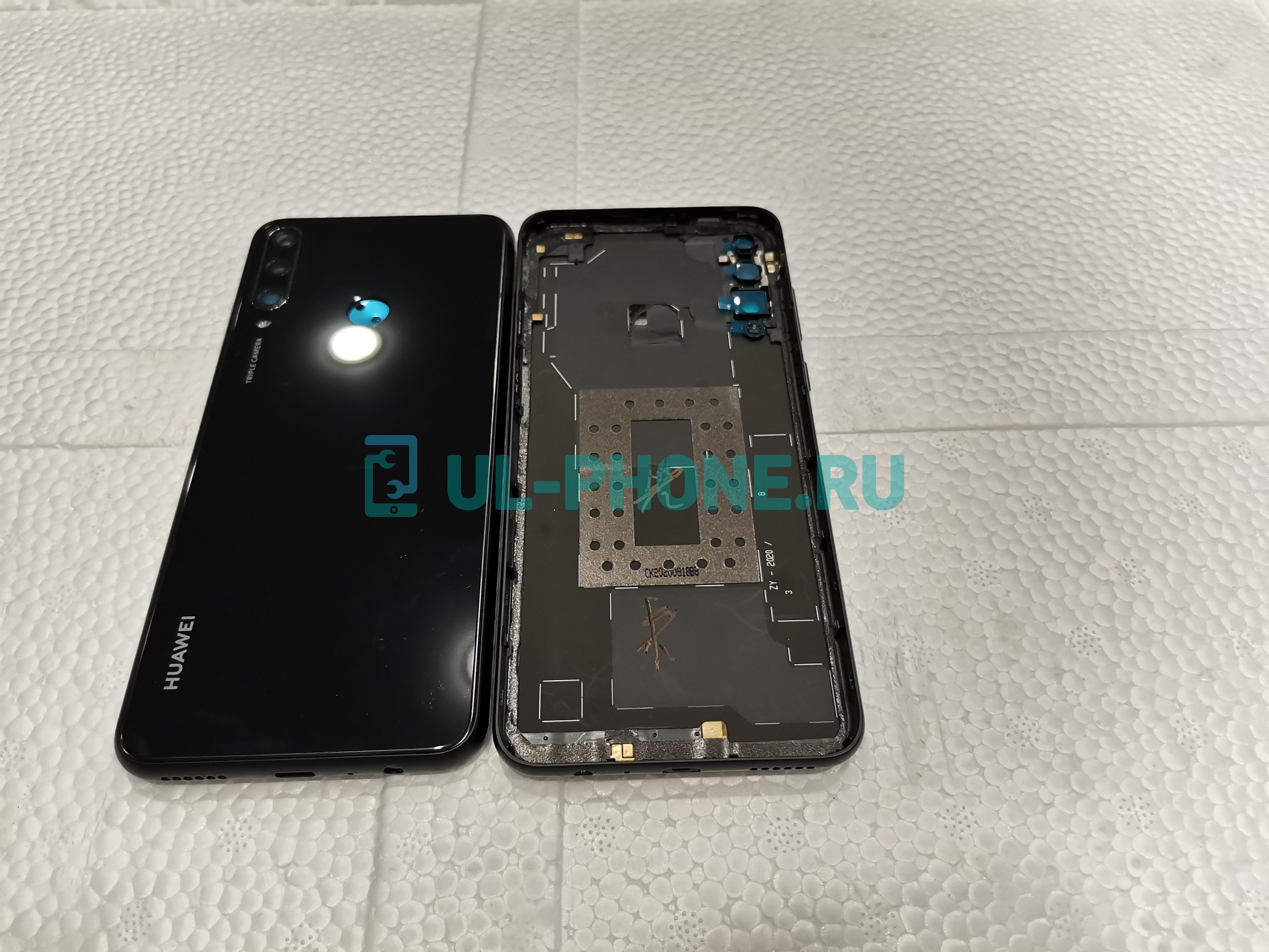 Задняя крышка для Huawei Y6P 2020 (черная)