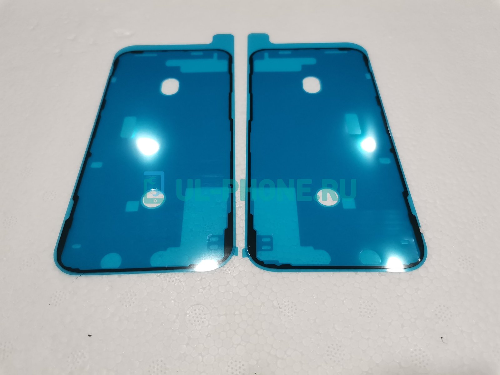 Проклейка дисплея для iPhone 12 Pro Max