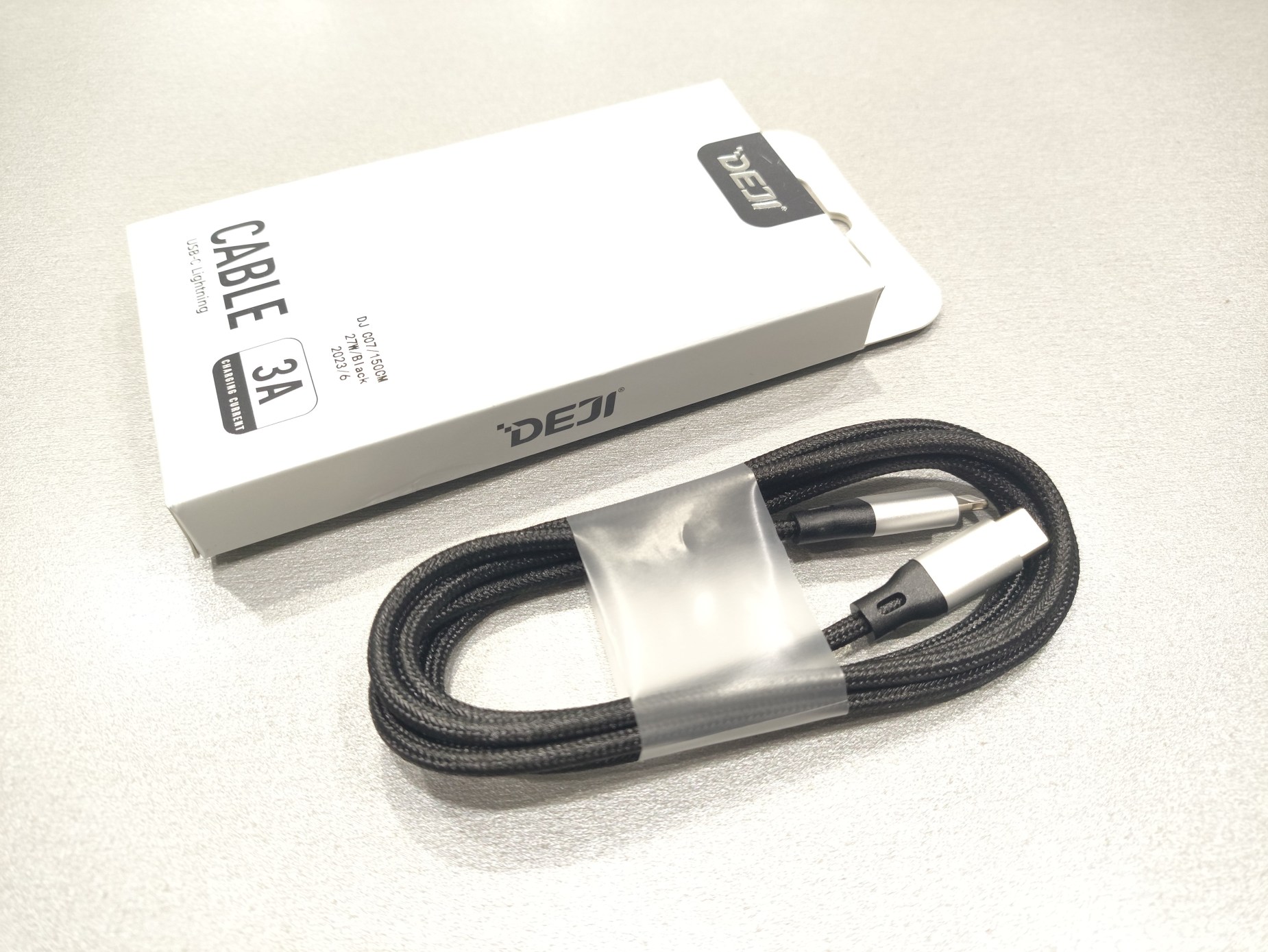 Кабель USB-C / Lightning DEJI DJ-C07 (1500 mm;27W) черный