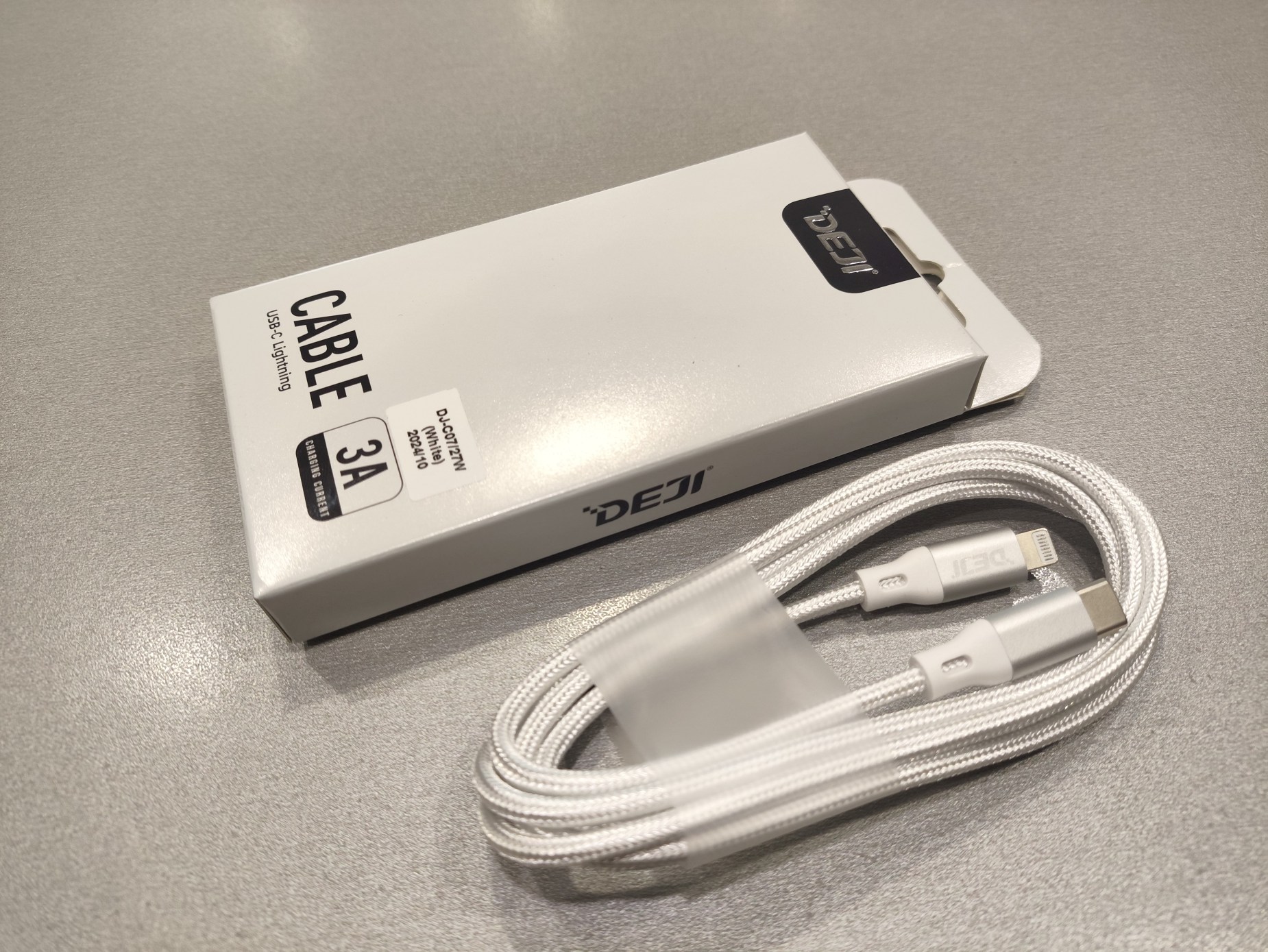 Кабель USB-C / Lightning DEJI DJ-C07 (1,5м;27W) белый